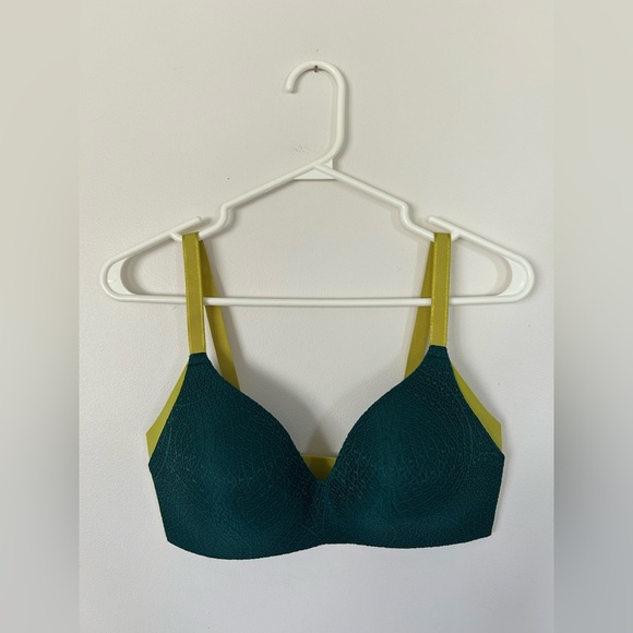 Knix Wingwoman Green Lace Wireless Bra Size 5 - Picture 1 of 8
